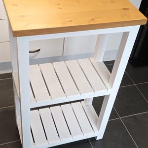 400mm long x 400mm wide x 910mm tall kitchen island