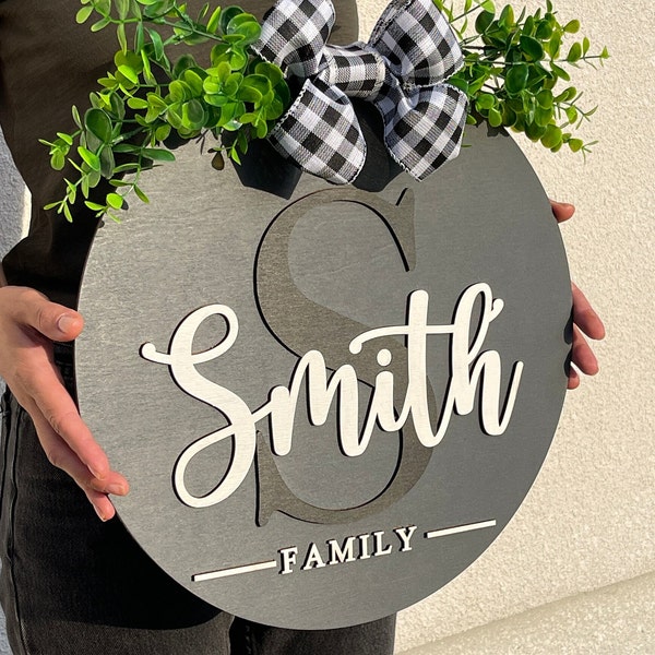 Welcome Wooden Family Name Sign - Custom Door Hanger, Personalized family last name sign, Front door wreath