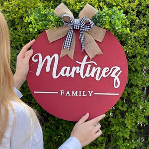 Personalized custom wooden welcome family name front round door sign, hanger, wreath - Decor for home, entry way, porch, housewarming gift