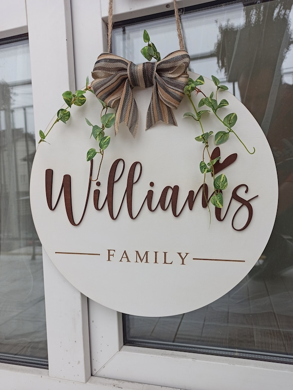 Personalized family door sign, Last name hanger, Custom wooden welcome front door wreath
