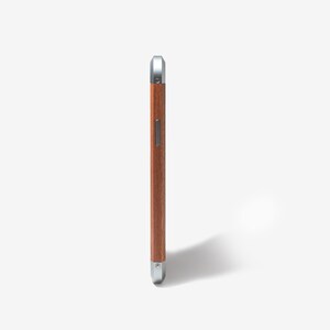Luxus Handyhülle aus Holz & Aluminium exklusiv für iPhone Bild 4