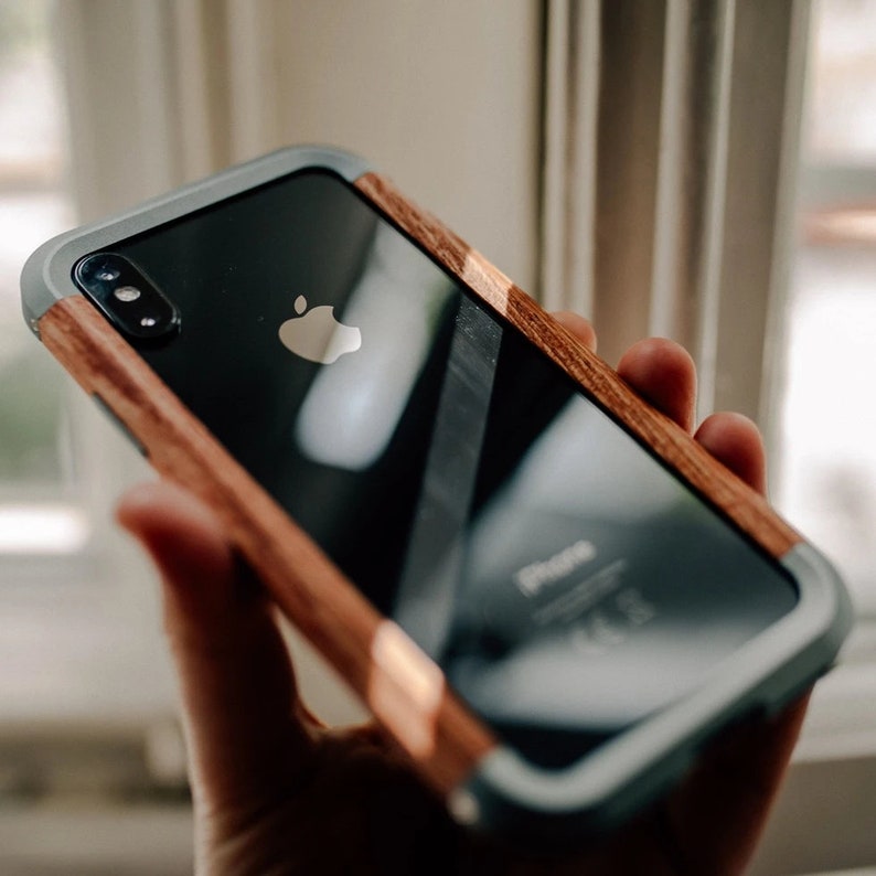 Luxus Handyhülle aus Holz & Aluminium exklusiv für iPhone Bild 5