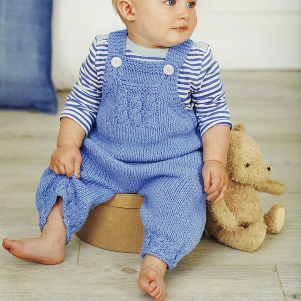 Knit dungarees set