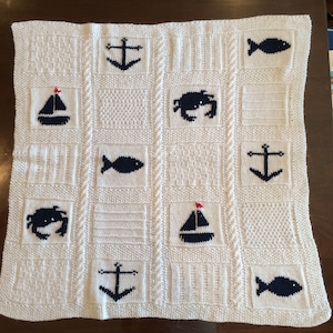 Manta con motivos náuticos y cables - 28 x 24 pulgadas / 71 x 61 cm - Cuadrados con corazones, anclas, cangrejos, barcos y peces - Patrón de punto vintage - Solo archivo PDF