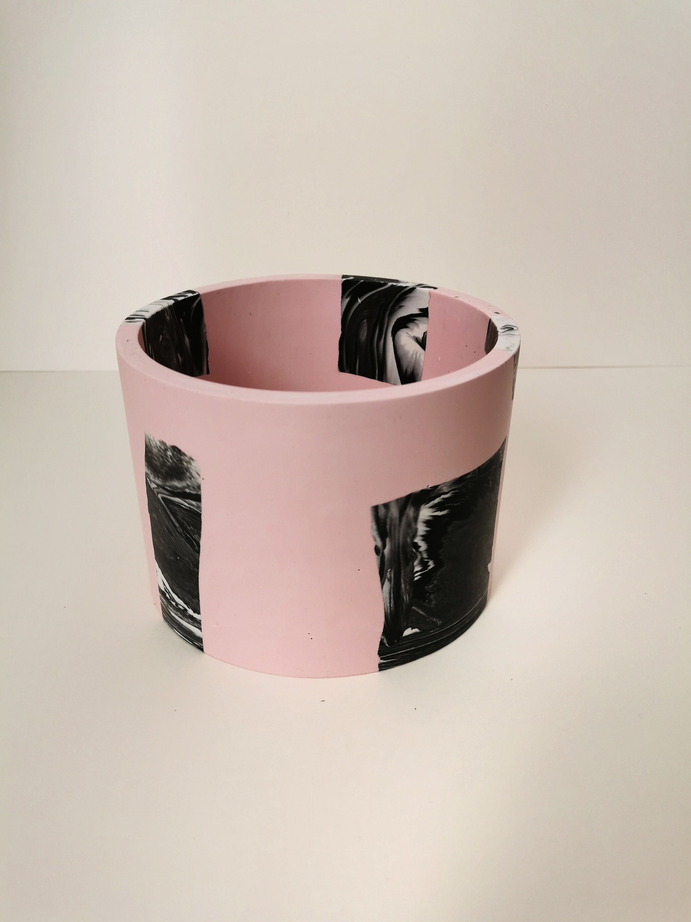 Cache-Pot Rose, Marbré Noir et Blanc, Fait Main