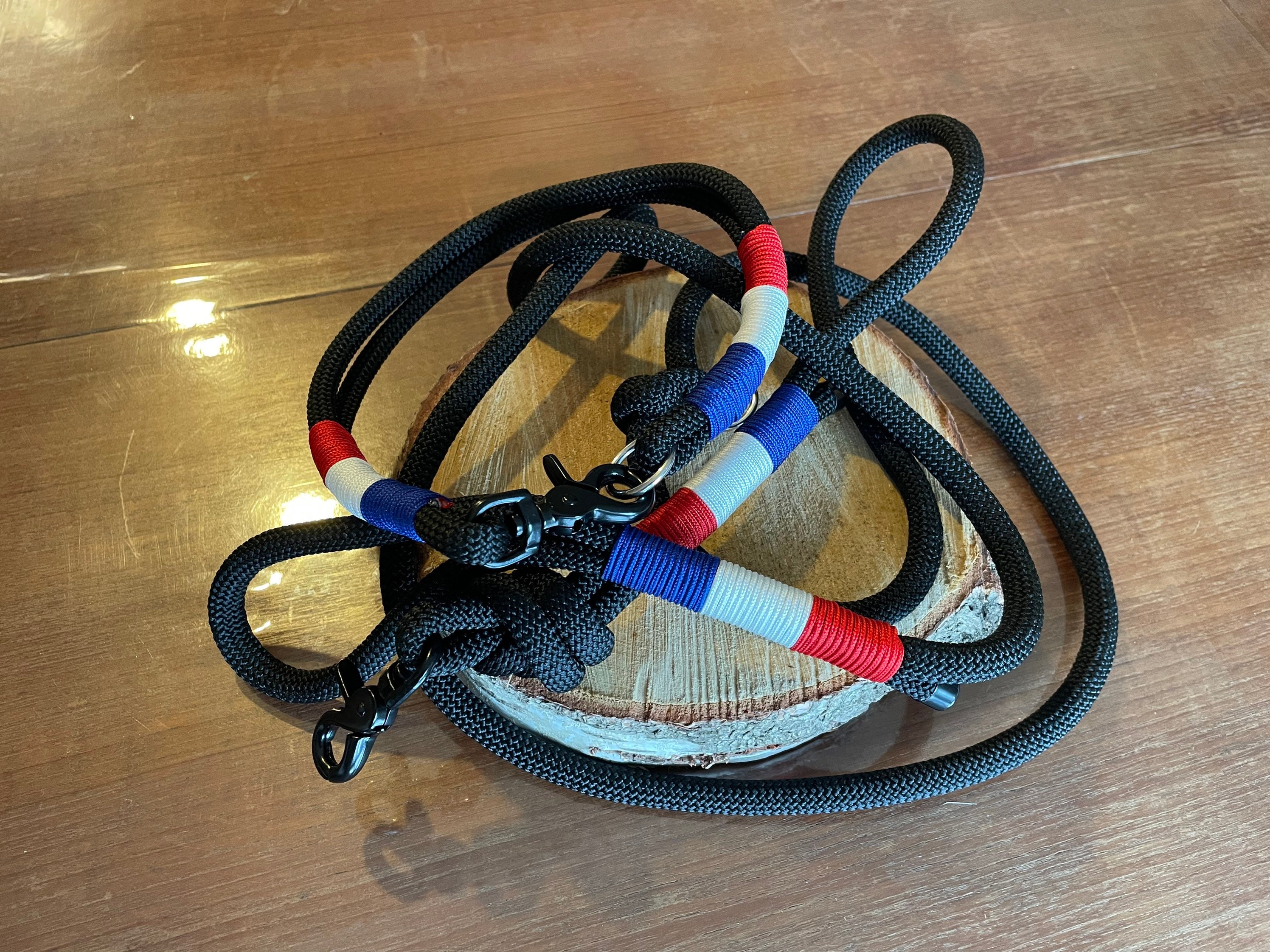 Ensemble Collier + Laisse Dhalya