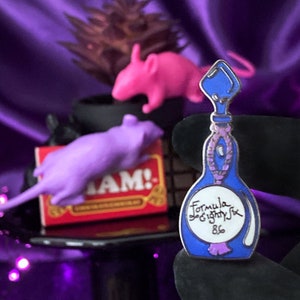 Formula 86 Potion Bottle Enamel Pin The Witches Anjelica Huston Roald Dahl Witchcraft Smells Like Children