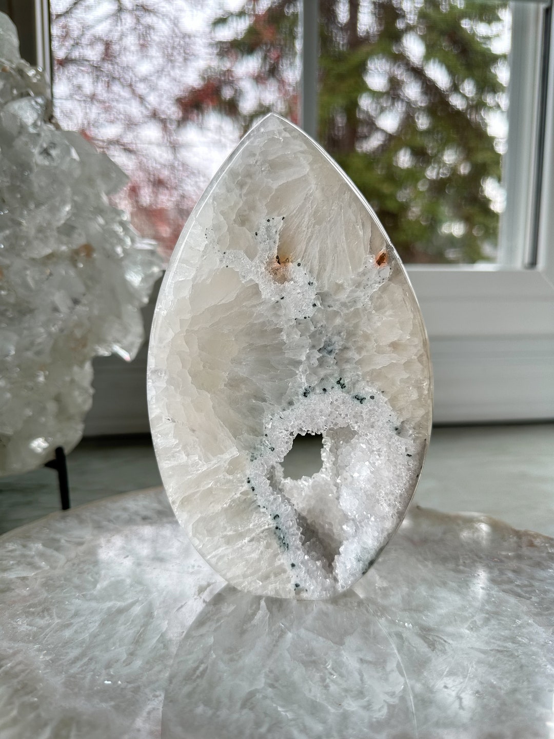 Photo inspiration: Visual Reference: Quartz And Agate Free Form Flame