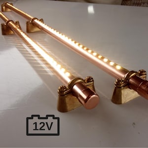2 x 65 cm / 2,1 ft aanraakdimmer of drukschakelaar, 12 V koperen verlichtingsarmatuur met messing houders. Camper-, camper- en bootverlichting.