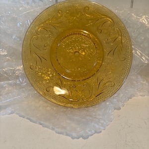 Tiara Indiana Glass Sandwich dessert plate amber 6” set of 5