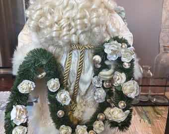 Figura grande de Papá Noel de 49,5 cm (19,5 pulgadas) de la colección Cedar Creek™