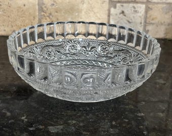 Vintage Fleur-de-Lis Pressed Glass Candy Dish - Clear Glass Bowl with Faceted Rim - 2 bowls