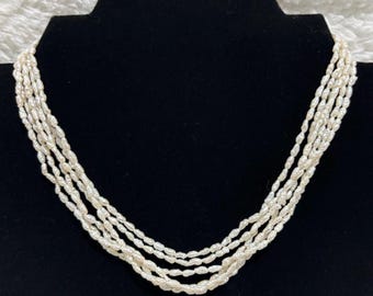 Collana multifilo di perle di riso d'acqua dolce con chiusura placcata in oro, 15" 30"