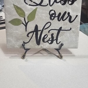 Azulejos de cerámica para decoración del hogar "Bendice nuestro nido" con hojas verdes. Para cualquier ama de casa. Para un hogar lleno de vida. ¡FAMILIA! ¡DIOS! Original.