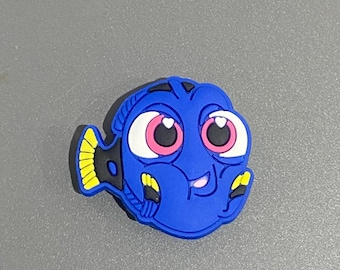Amuleto de crocodilo de desenho animado