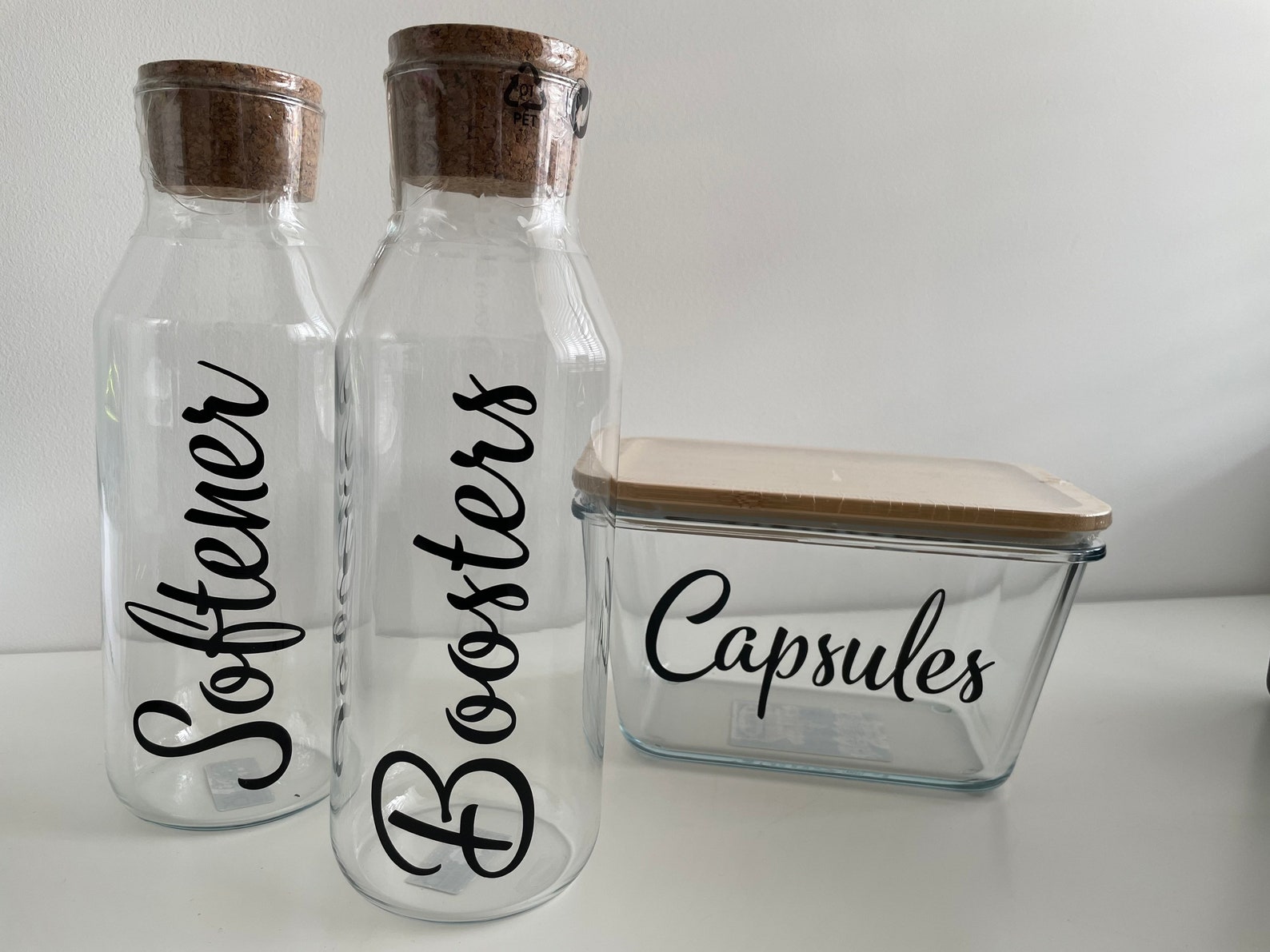 laundry containers with lids