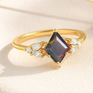 Multifire Black Opal Kite Gemstone Statement Ring, Natural Fire Opal Gemstone Gold Ring, Opal Birthstone Ring, Opal Handmade Jewelry Gift