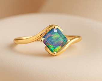 Ethiopian Black Opal Gemstone Statement Ring, Natural Fire Opal Gemstone Gold Ring, Opal Handmade Jewelry, October Birthstone, Gift for Mom