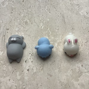 Three randomly selected mochis