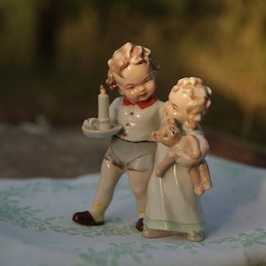 Carl Scheidig Grafenthal children going to sleep, antique rare porcelain figurine.