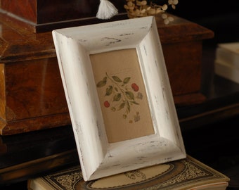 Vintage kersenprint op handgeschept papier in noodlijdend wit Rustiek Boerderij Houten Fotolijstje, Europese muurkunst