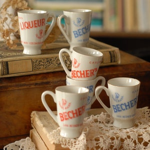 Set mit 6 Vintage Porzellan Becher Likör Carlsbad Porzellan Miniatur Mug Shotgläser aus den 1950er Jahren, Werbebecher