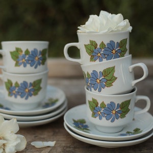 Set of 5 vintage European espresso demitasse mocha sets, cups with saucers from the 1970s.
