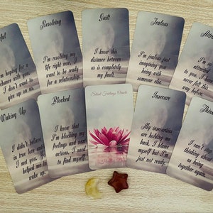 Oracolo dei sentimenti silenziosi. Messaggi d'amore Carte Oracle. Mazzo Oracolo Romantico. Mazzo messaggi Anima Gemella e Fiamma Gemella.