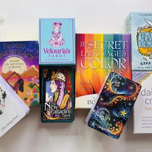 3 Decks Tarot and Oracle. Mistery Tarot and Oracle Decks plus a Crystal Gift