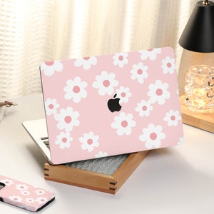 Little Pink Daisy MacBook Case Cover For New MacBook Pro 13 Case, M1 Air 13 Case, A2338, A2337 Macbook Pro 15 16 Case, Apple Laptop