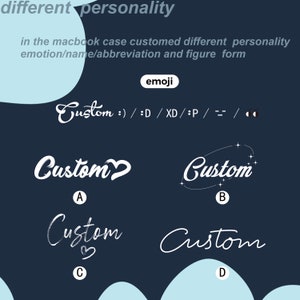 Op de afbeelding: Vier verschillende ontwerpen voor een "Custom" logo. Het eerste ontwerp is een wit cursief lettertype met een hart aan het einde. Het tweede ontwerp is een wit cursief lettertype met sterren eromheen. Het derde ontwerp is een wit cursief lettertype met een hart aan het einde. Het vierde ontwerp is een wit cursief lettertype.