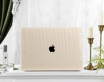 Crocodile Print Beige Personalisation Leather MacBook Case, Cover For MacBook M3 Pro 14 M3 Air 13 A3113, A2338, A2337 Pro 15 16 Case