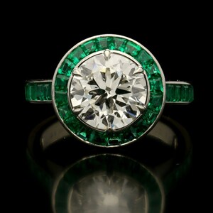 Antique 2CT Round Cut Diamond Engagement Ring, Art Deco Halo Emerald Engagement Ring, Vintage Emerald and Diamond Statement Ring Anniversary