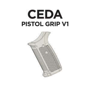 Puede incluir: Un modelo 3D de una empuñadura de pistola de plástico negro con una superficie texturizada. La empuñadura está etiquetada como "CEDA PISTOL GRIP V1".