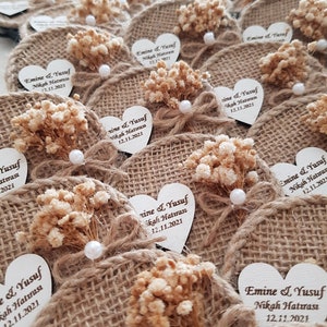 20 psc Magnet Wedding Favor, Engagement Favor, Elegant Favor, Commemorative Gifts,