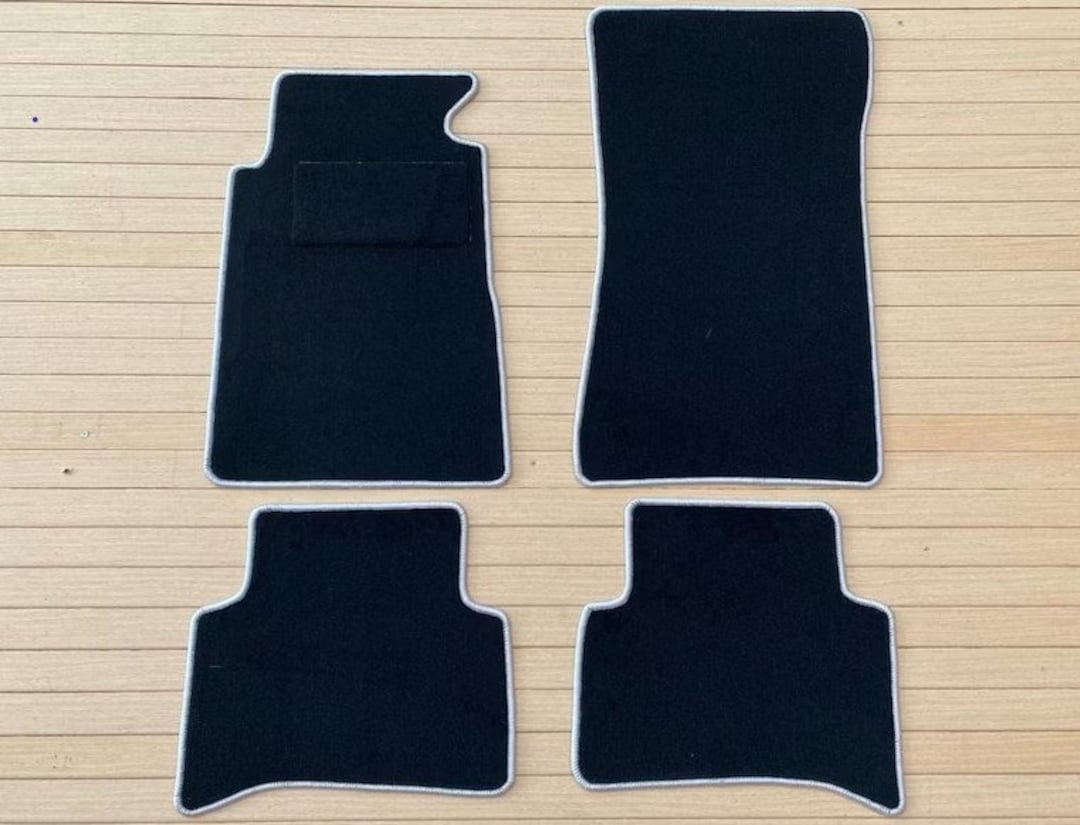 For Mercedesbenz W202 Floor Mats Carpet Black 4pcs C36 AMG C43 AMG C55