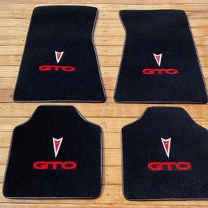 Pontiac g6 floor mats discount