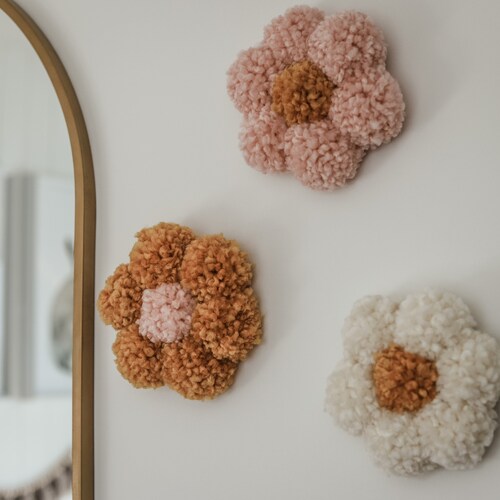 Pom Pom Daisies Set Handmade Pom Pom Daisy Wall Hangings Etsy