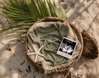 Plantilla de anuncio de embarazo playero en Canva, plantilla de revelación de bebé tropical, anuncio de ecografía editable, bebé costero bohemio