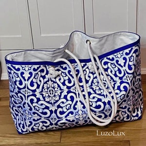 Azulejo Print Weekender Bag, Emilia / Portuguese tile/ Portuguese gifts / Travel / Portugal / Gifts for her / Beach / Gift idea