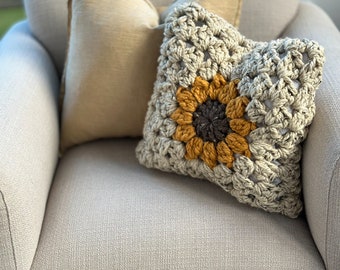 Emily's Sunflower Cushion (PDF digital download ONLY )
