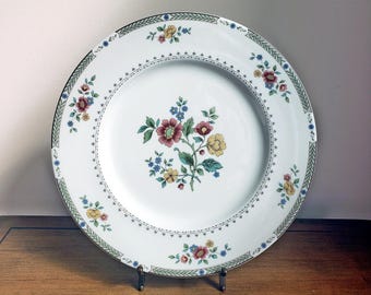 Royal Doulton Kingswood TC1115 Fine China Dinner Plate – 1976 – Factory Seconds – Vintage Tableware
