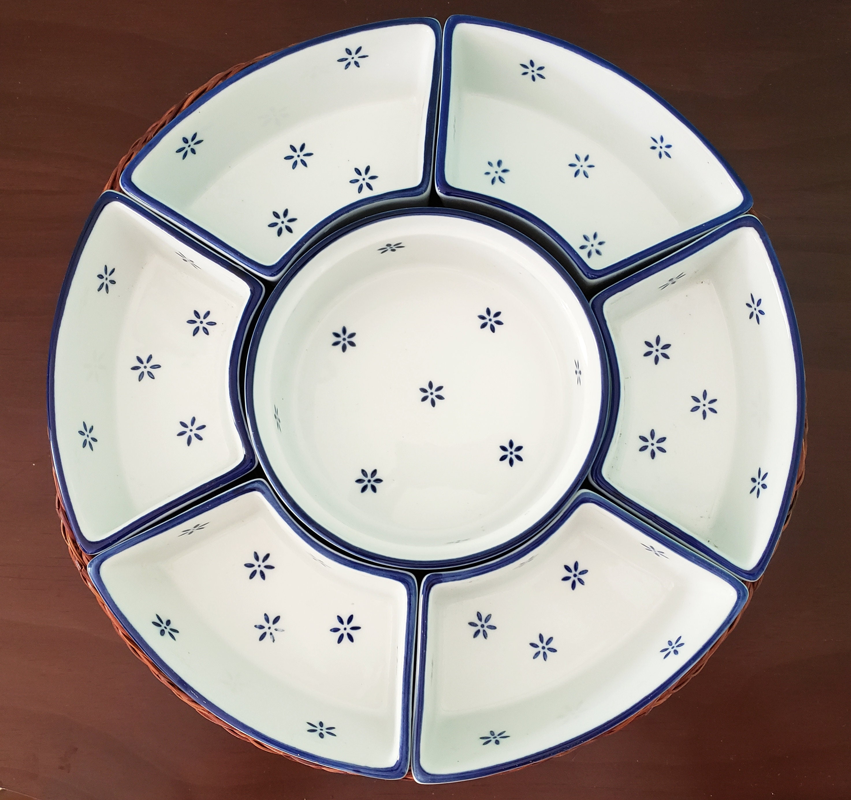 Stoneware Appetizer Serving Set, Round Wicker Basket With Round Central Bowl and 6 Tidbit Bowls