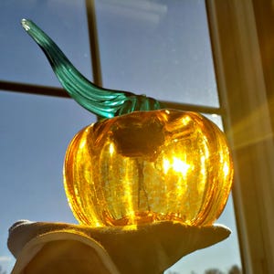 Hand Blown Art Glass Pumpkin: Orange Collectible Figurine