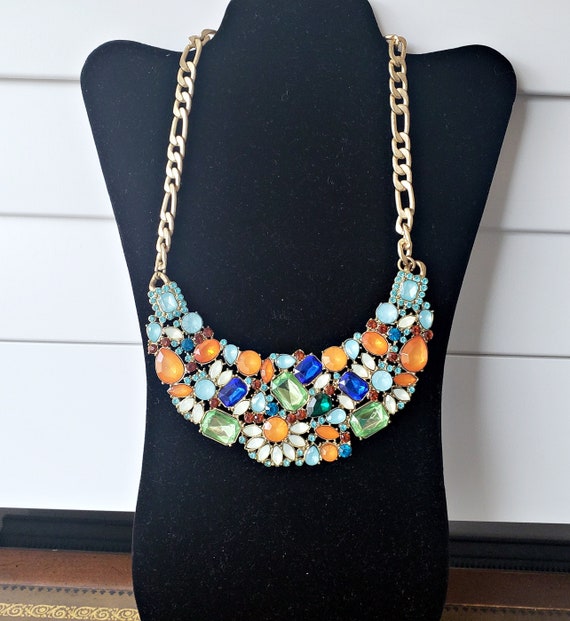 Vintage Statement Solid Bib Necklace – Multicolor… - image 1