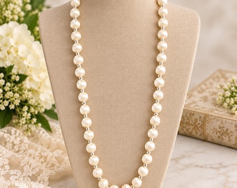 Vintage Silk Thread Wrapped Bead Necklace, 28" Ivory Off White Pullover Necklace, Silver Tone Spacers, Vintage Costume Jewelry