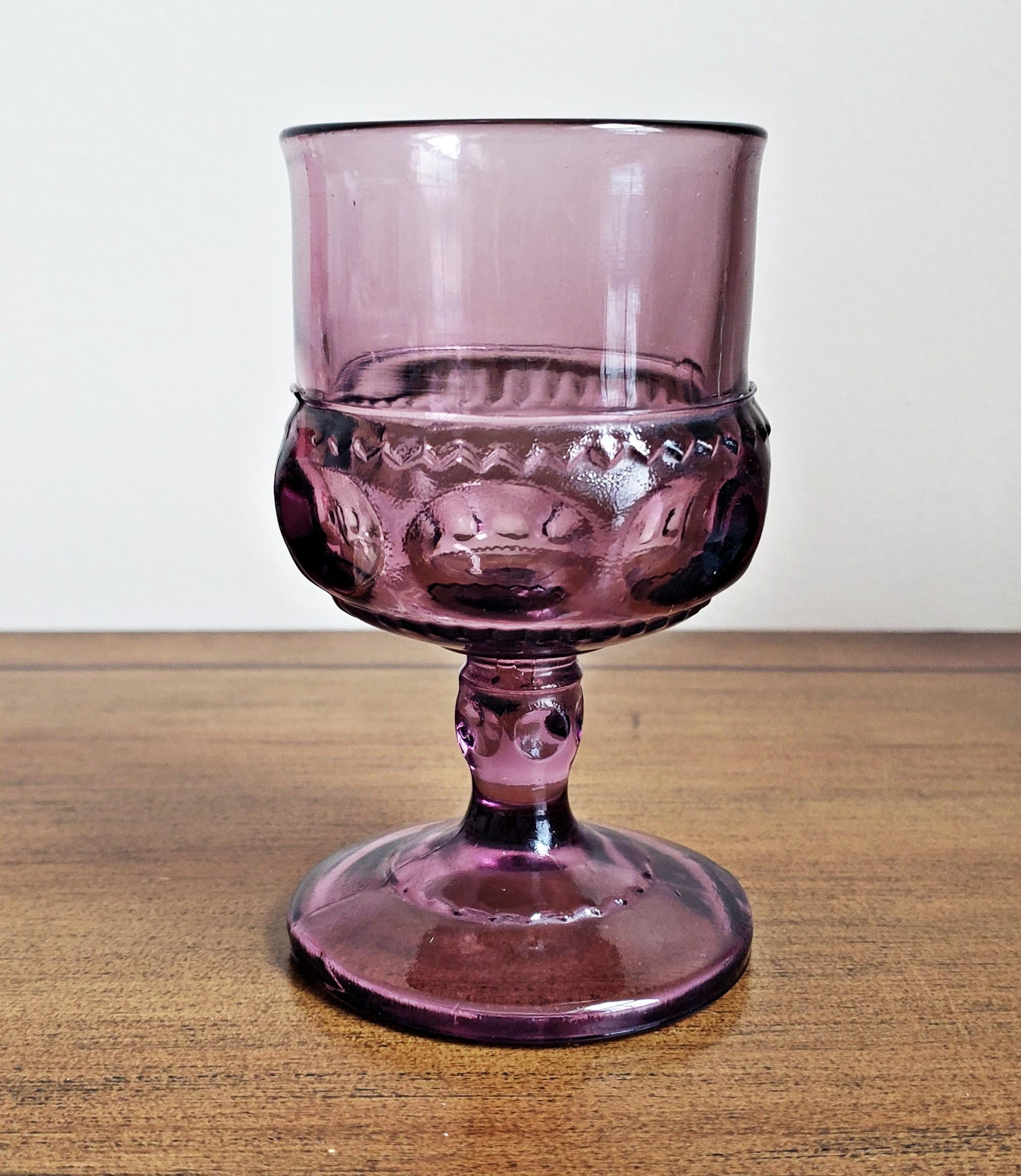 Vintage Crown Pattern Claret Wine Goblets – Set of 4 | Cranberry Flash ...