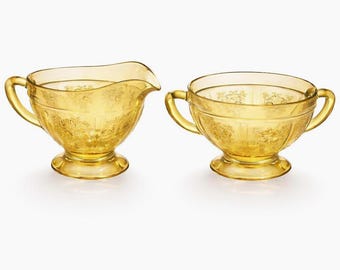 Jarra para crema y azucarero abiertos Federal Glass Amber Sharon / Cabbage Rose con base • Vidrio amarillo de la época de la Gran Depresión