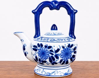 Vintage Mini blau & weiße Porzellan Teekanne | Handbemaltes Chinesisches Sammlerstück | Kleine dekorative Chinoiserie Teekanne