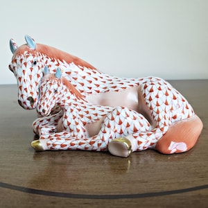Authentic Vintage Herend Mare & Foal Figurine – Rust Orange Fishnet, First Edition - Handpainted Fine Porcelain Art, Model 15560